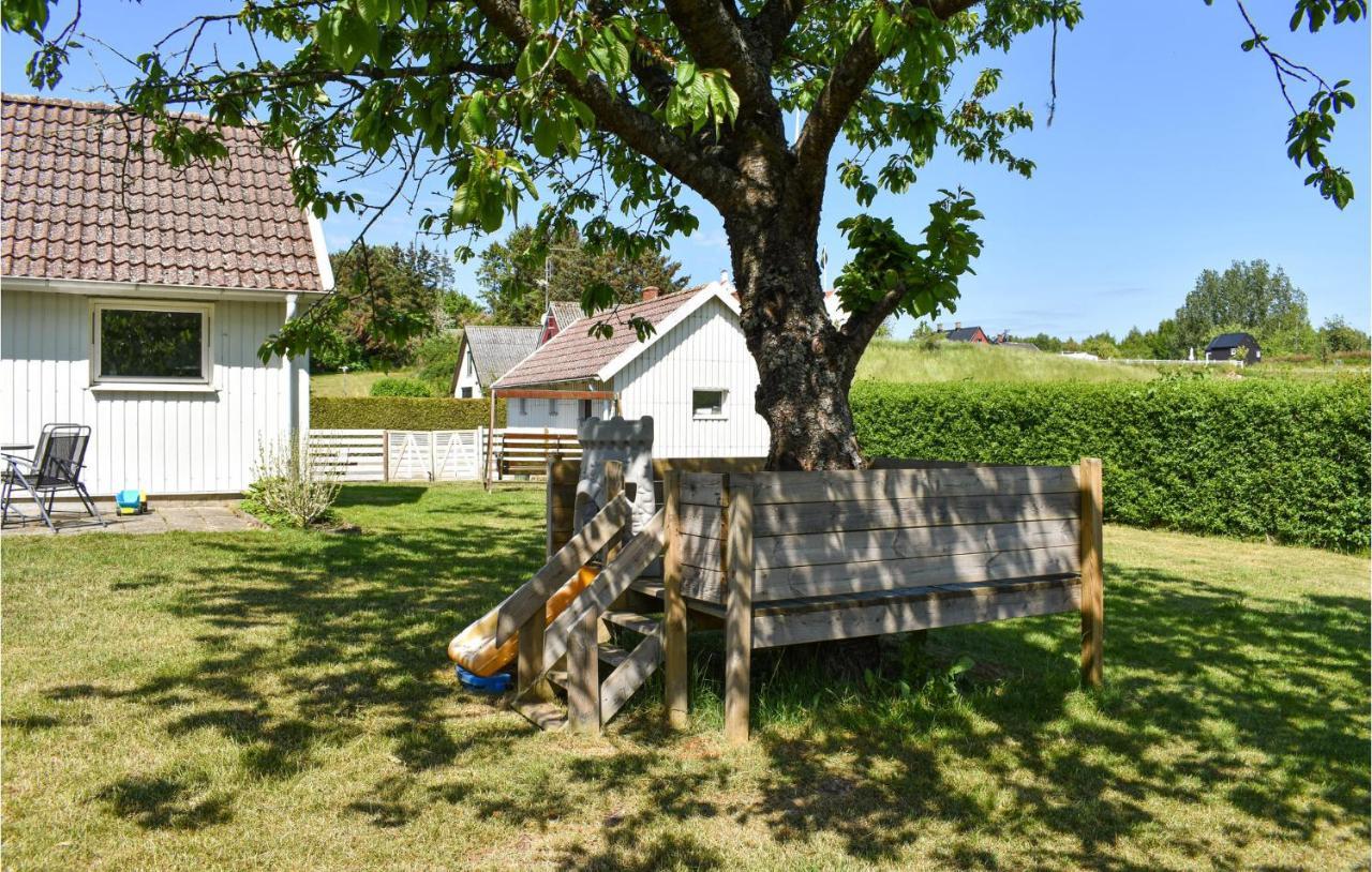 2 Bedroom Nice Home In Истад Экстерьер фото